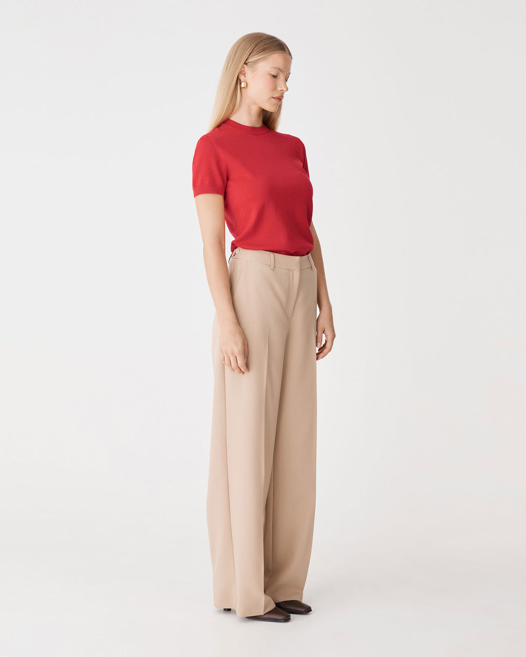 Catherine Short Sleeve Knit in scarlet — side view
