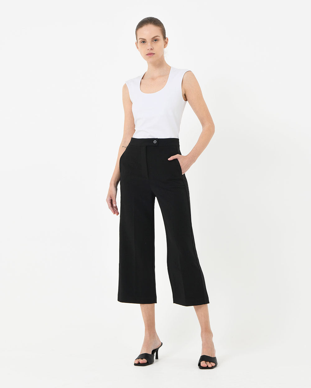 Inara Side Panel Pants in black — full-length view 3
