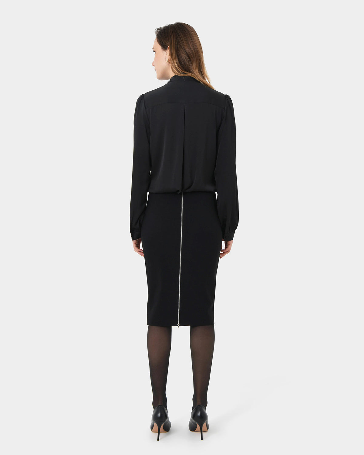 Jayden Zipper Pencil Skirt in black — back view 2