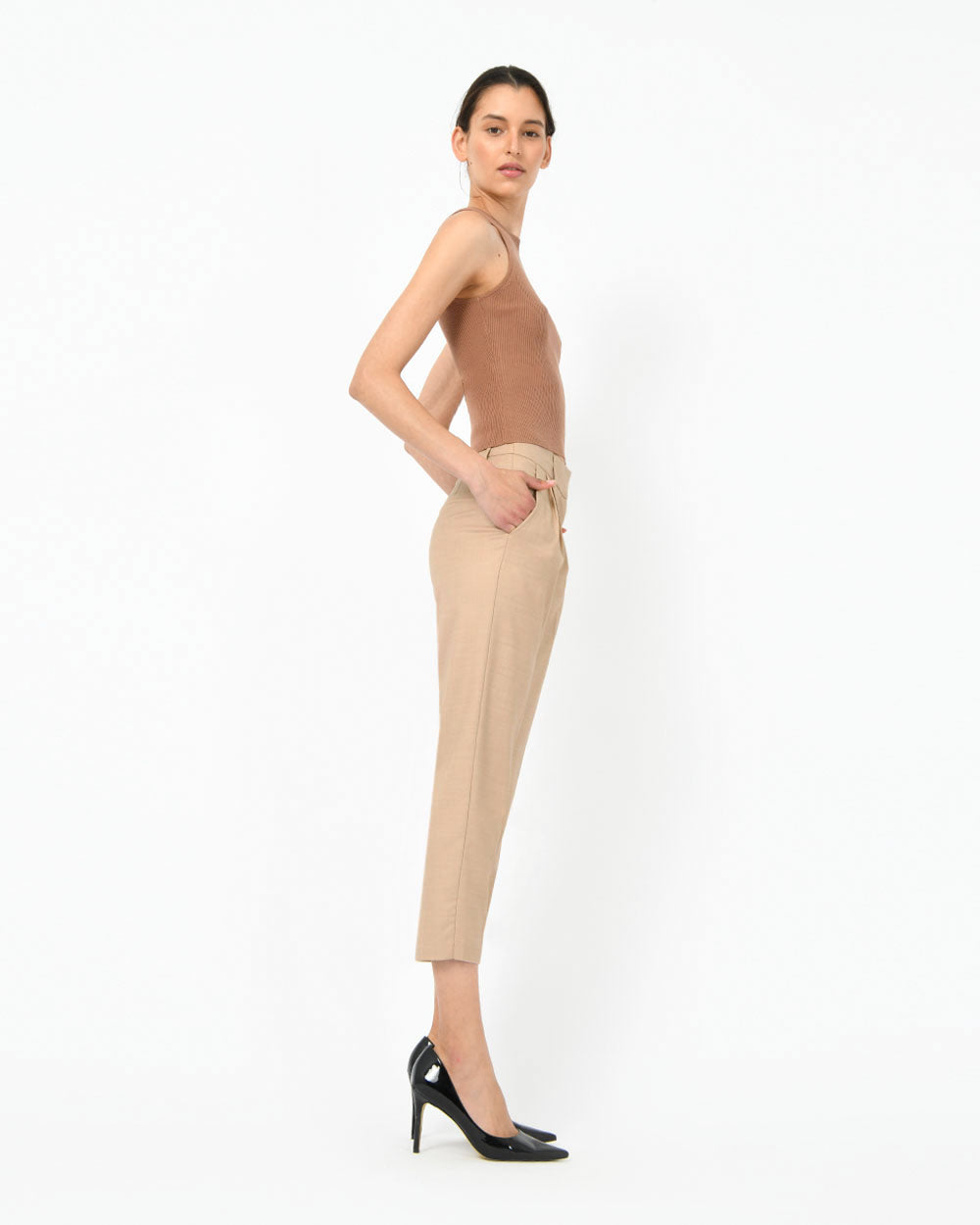 Sylvie Tapered Pants in pink salt — side view 2