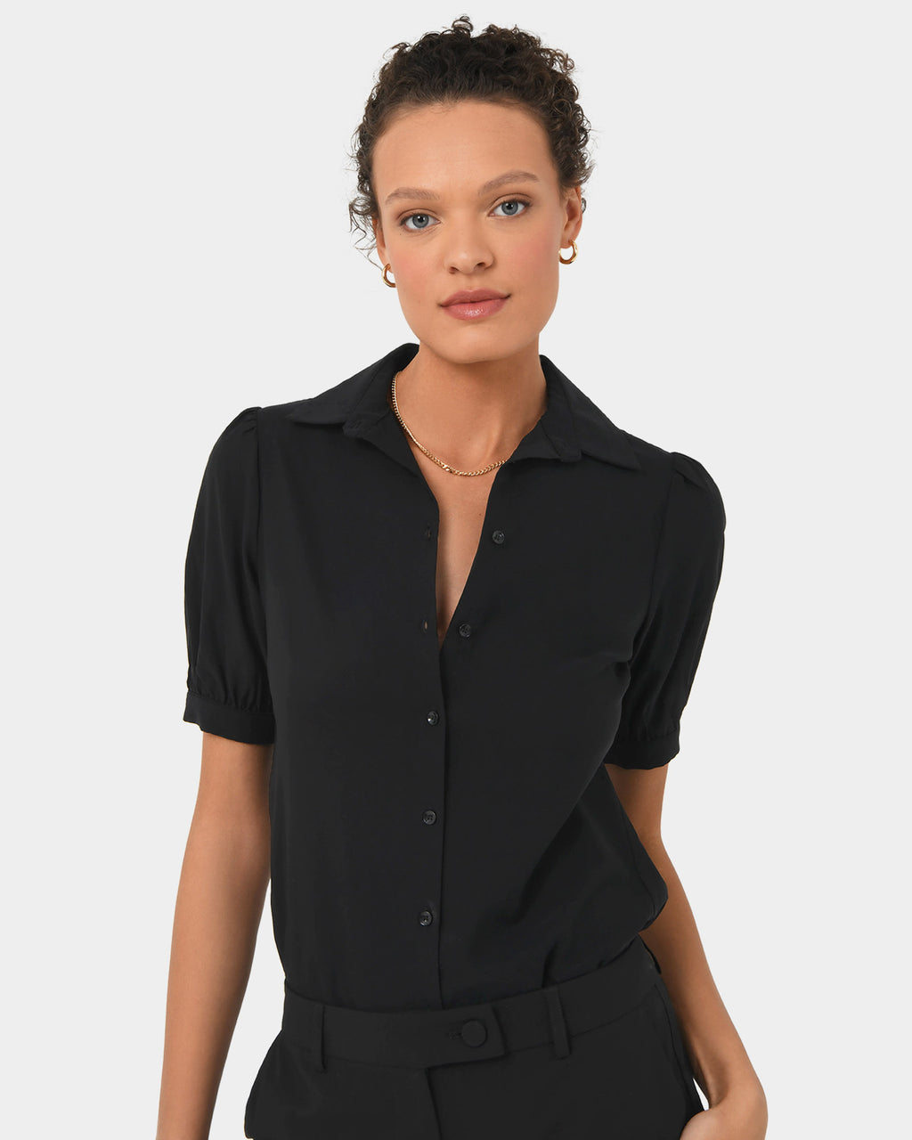 Morgan Short Sleeve Blouse in black — close-up view 2