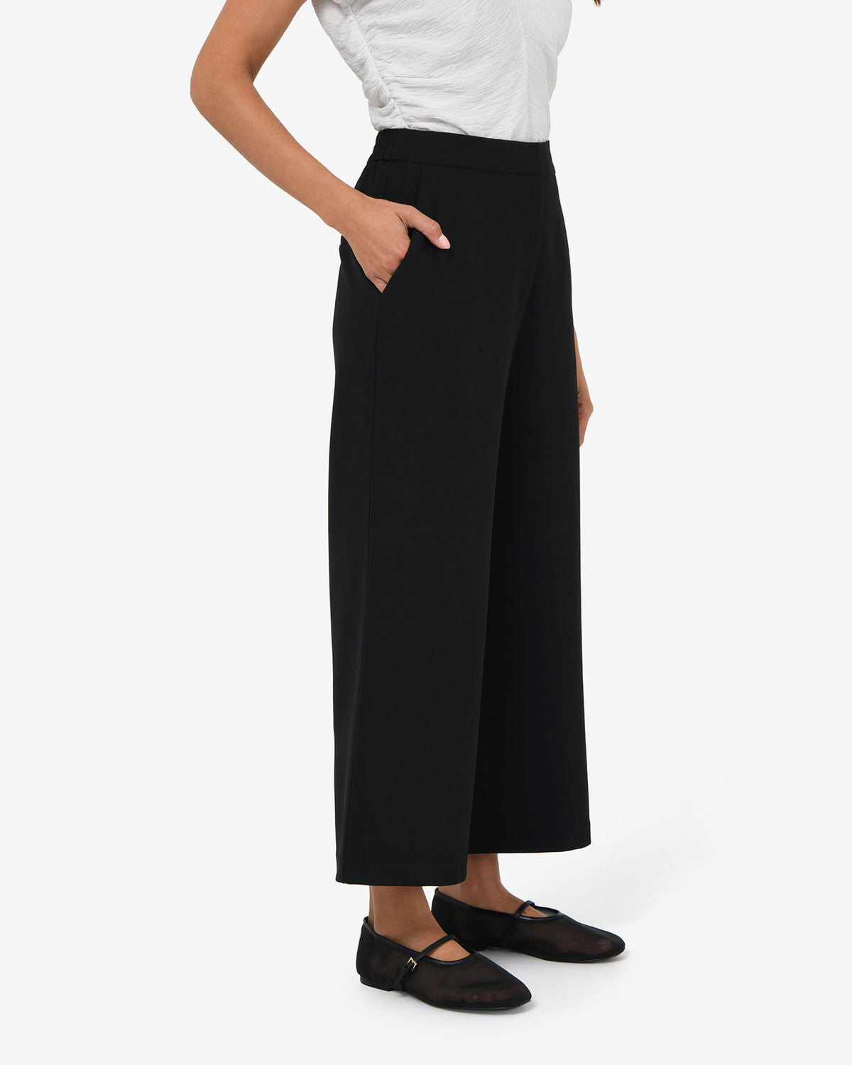 Ace Wide Leg Culotte in black — side view