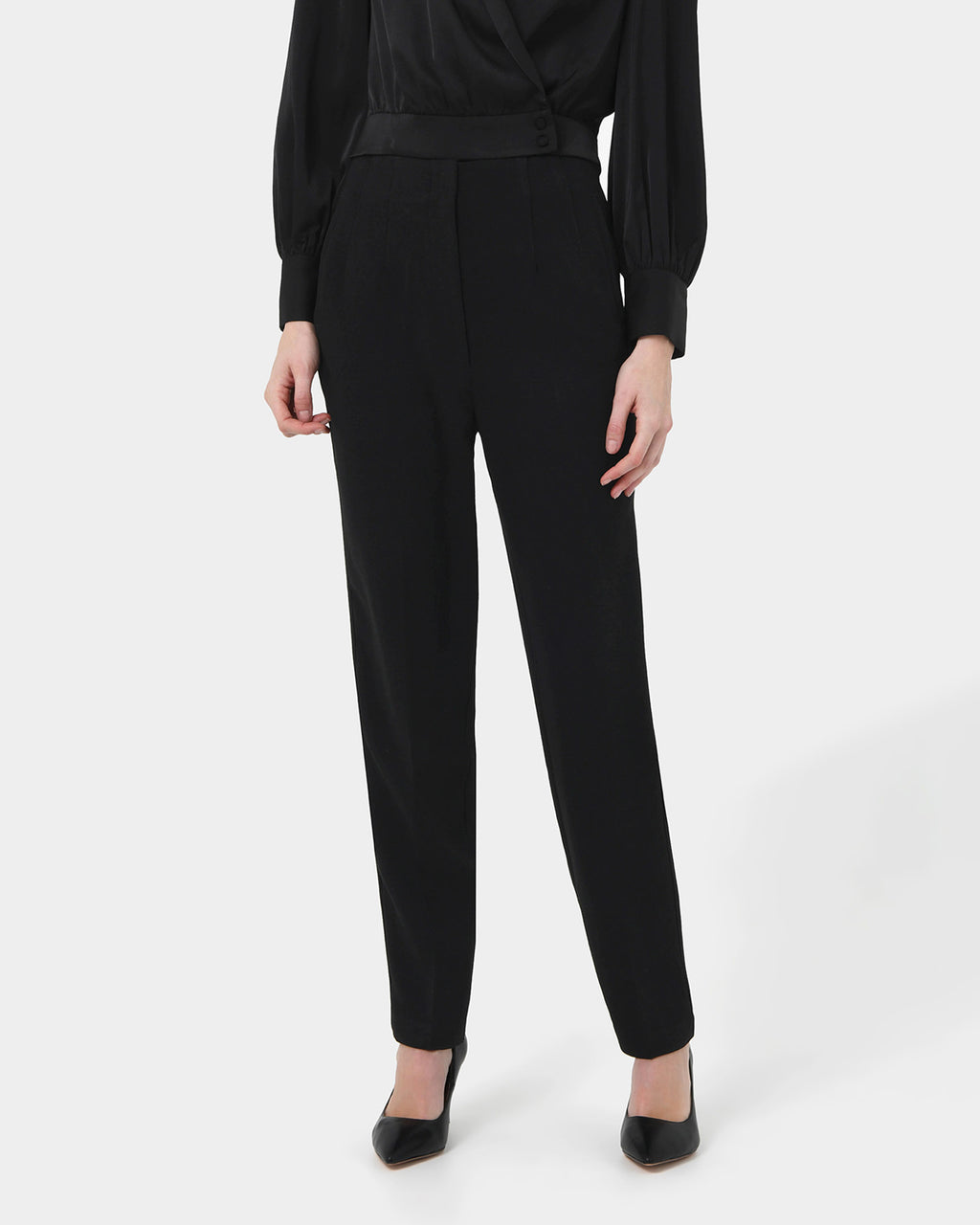 Rylan Tapered Pants in black — close-up view