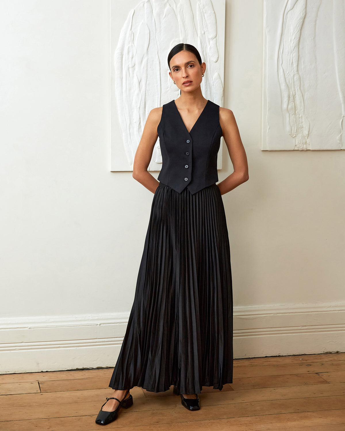 Safira Tailored Vest in black — full-length view 2
