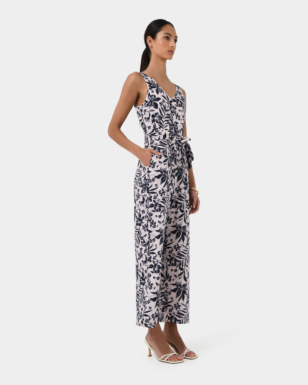 Ren Linen Blend Jumpsuit in navy floral — side view