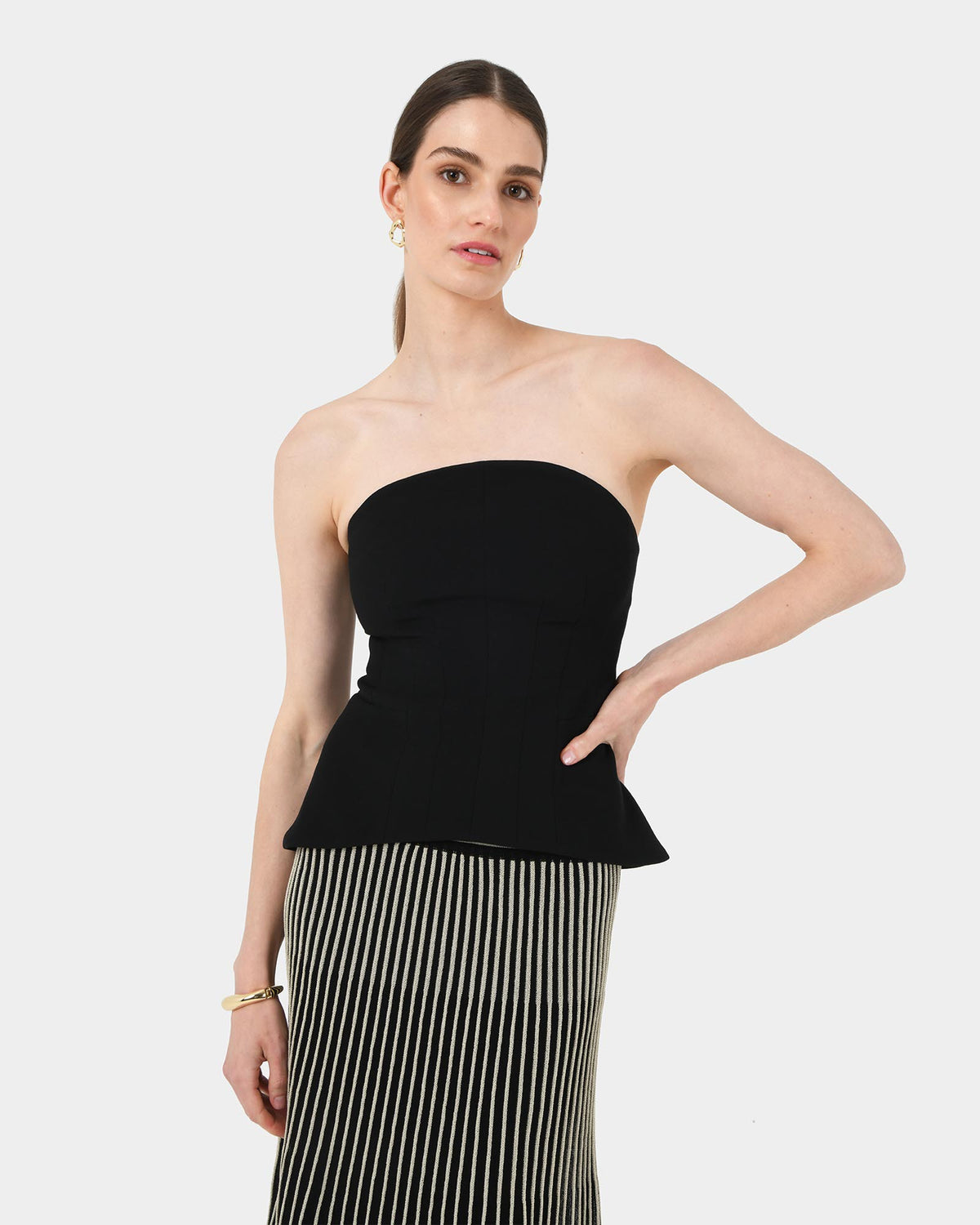 Veya Panel Bodice in black — close-up view