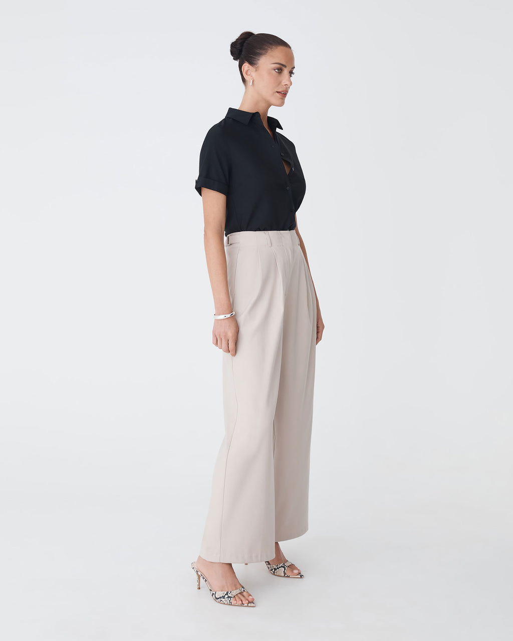Morgan Short Sleeve Cuff Shirt in black — side view