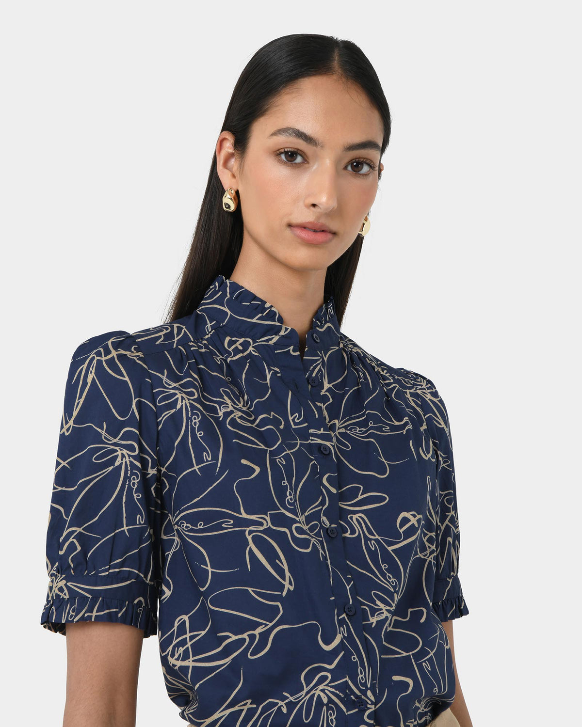 Leen Gathered Blouse in organic navy — view 4