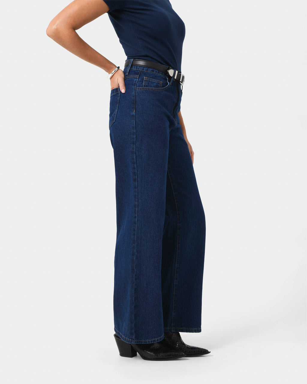Carmen Wide Leg Jeans in indigo blue — side view