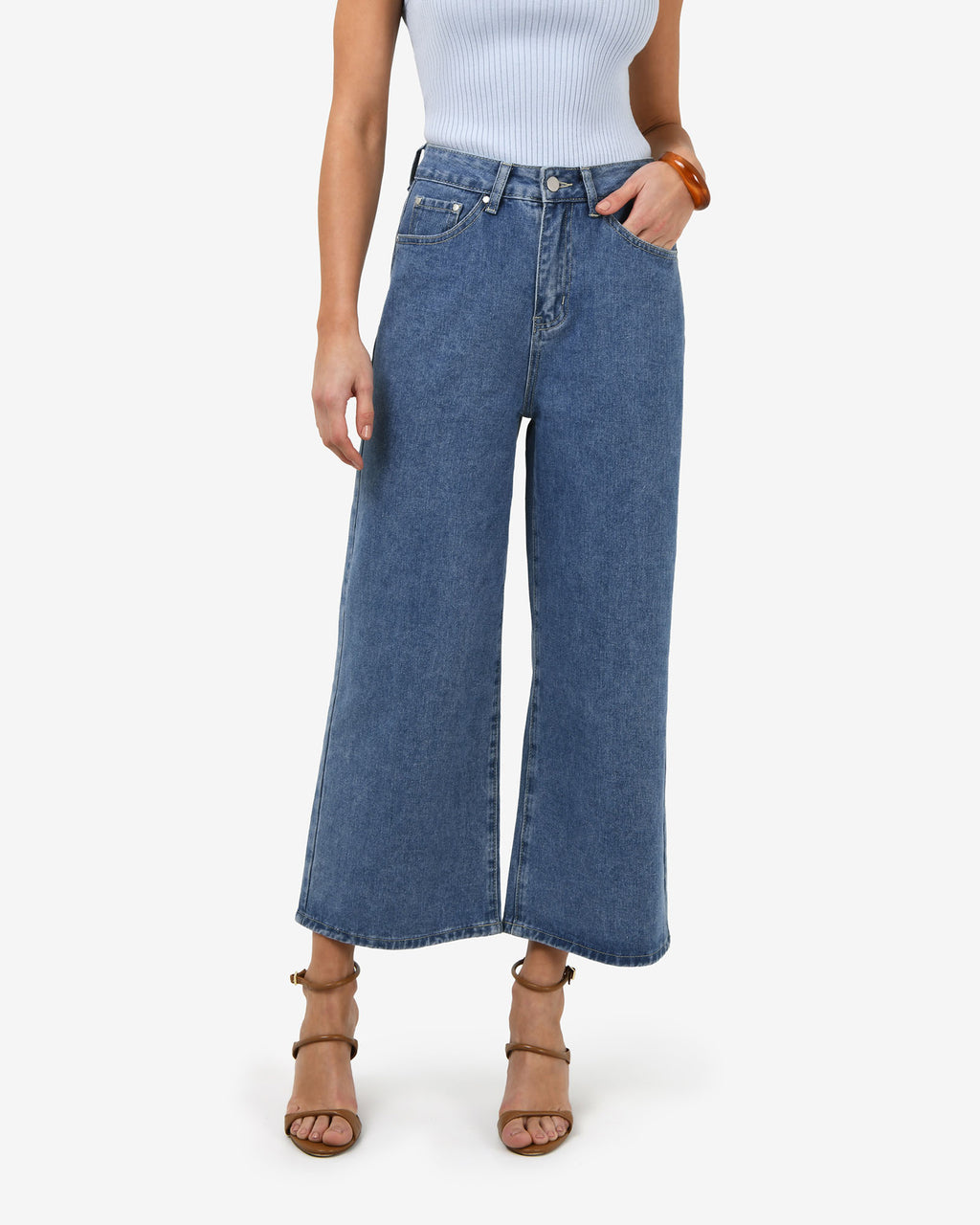 Windsor Cropped Wide Leg Jeans in mid wash blue — close-up view