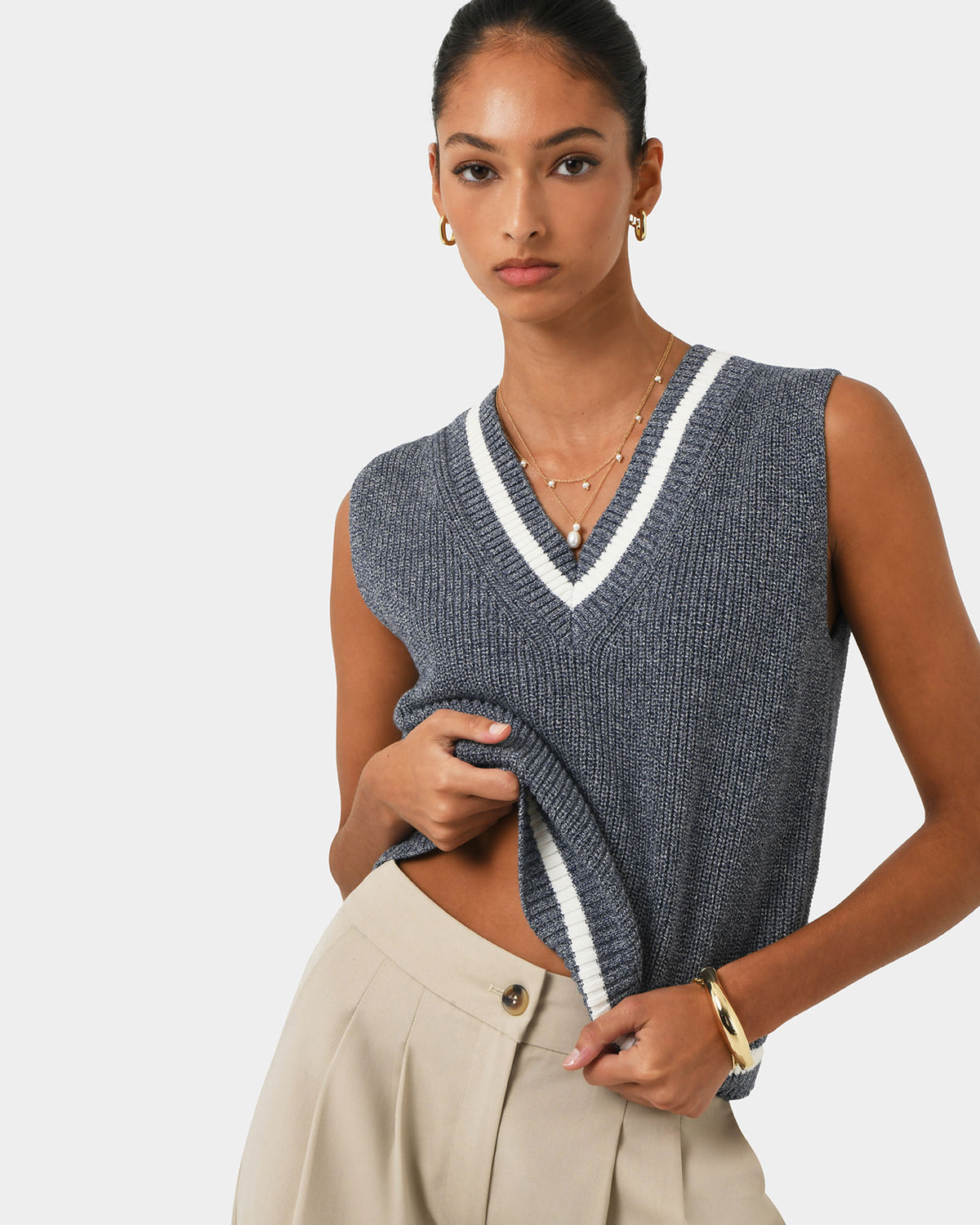 Sarah V-neck Knit
