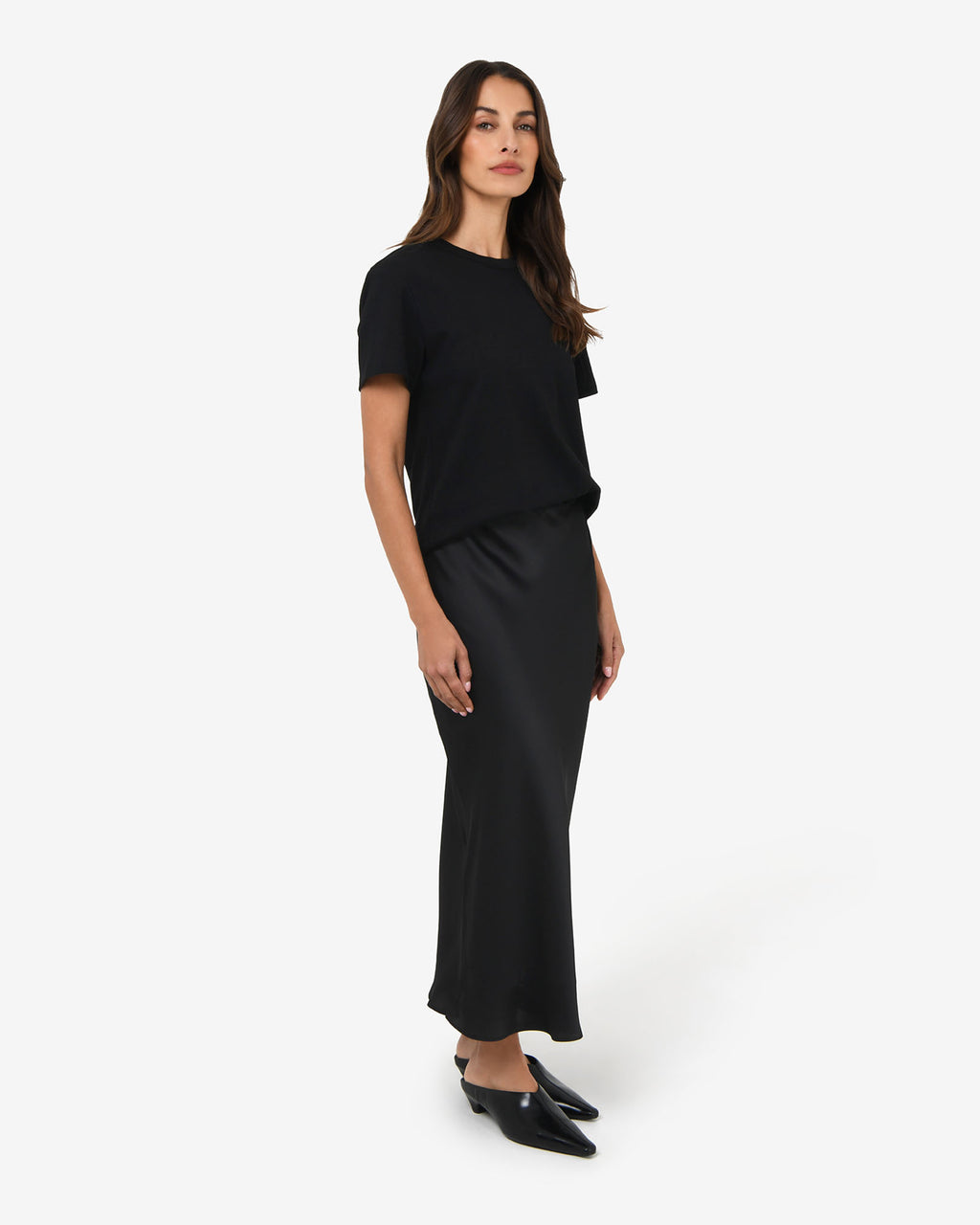 Valeria A-line Satin Skirt in black — side view