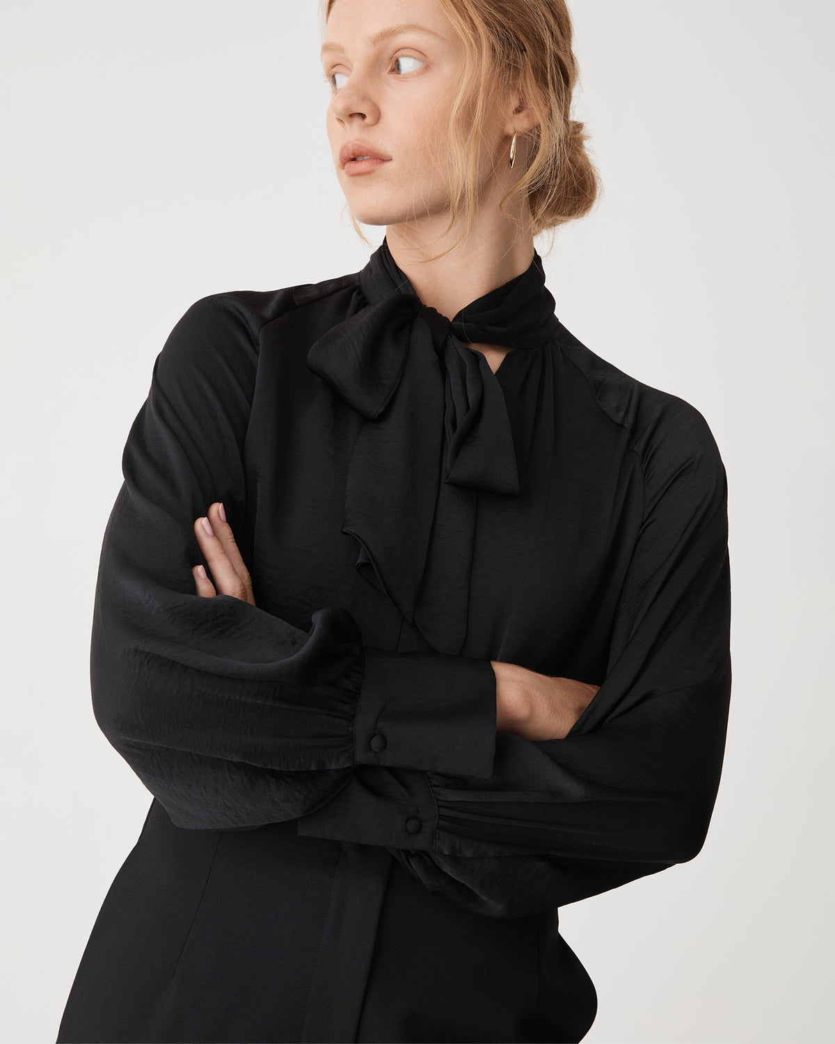 Sienna Pussybow Blouse in black — close-up view