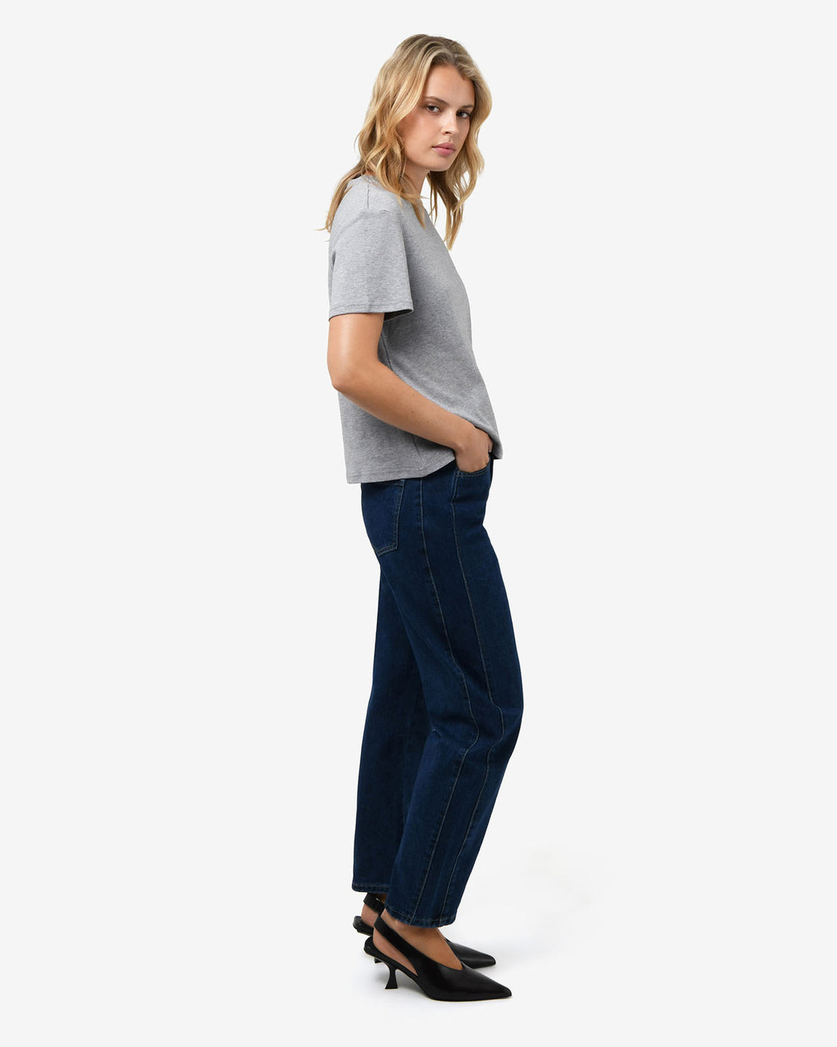 May Relaxed Cotton T-shirt in grey — side view