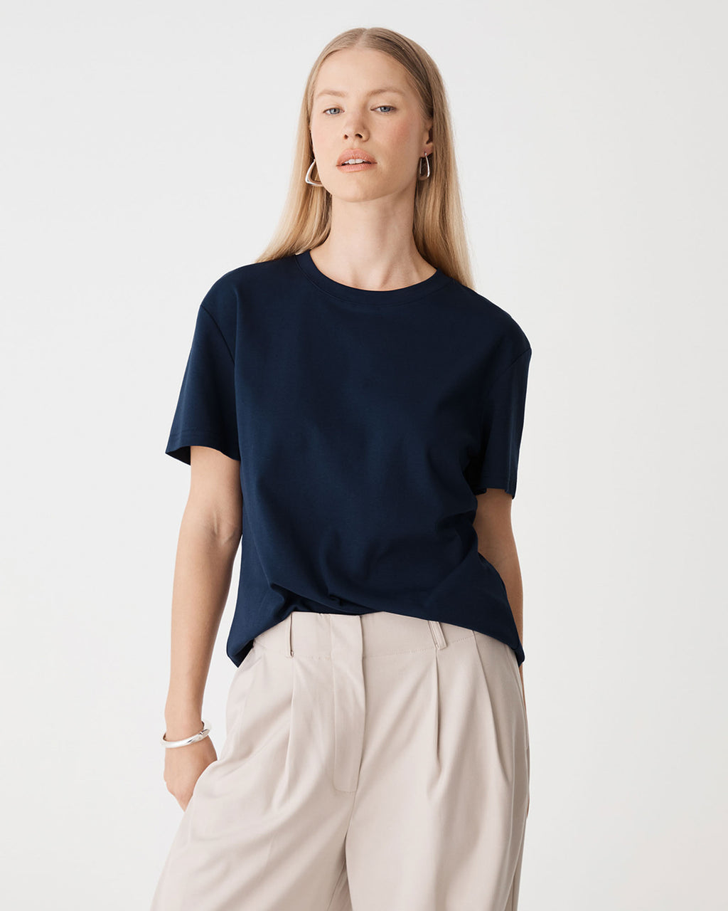 May Relaxed Cotton T-shirt in navy — close-up view 2