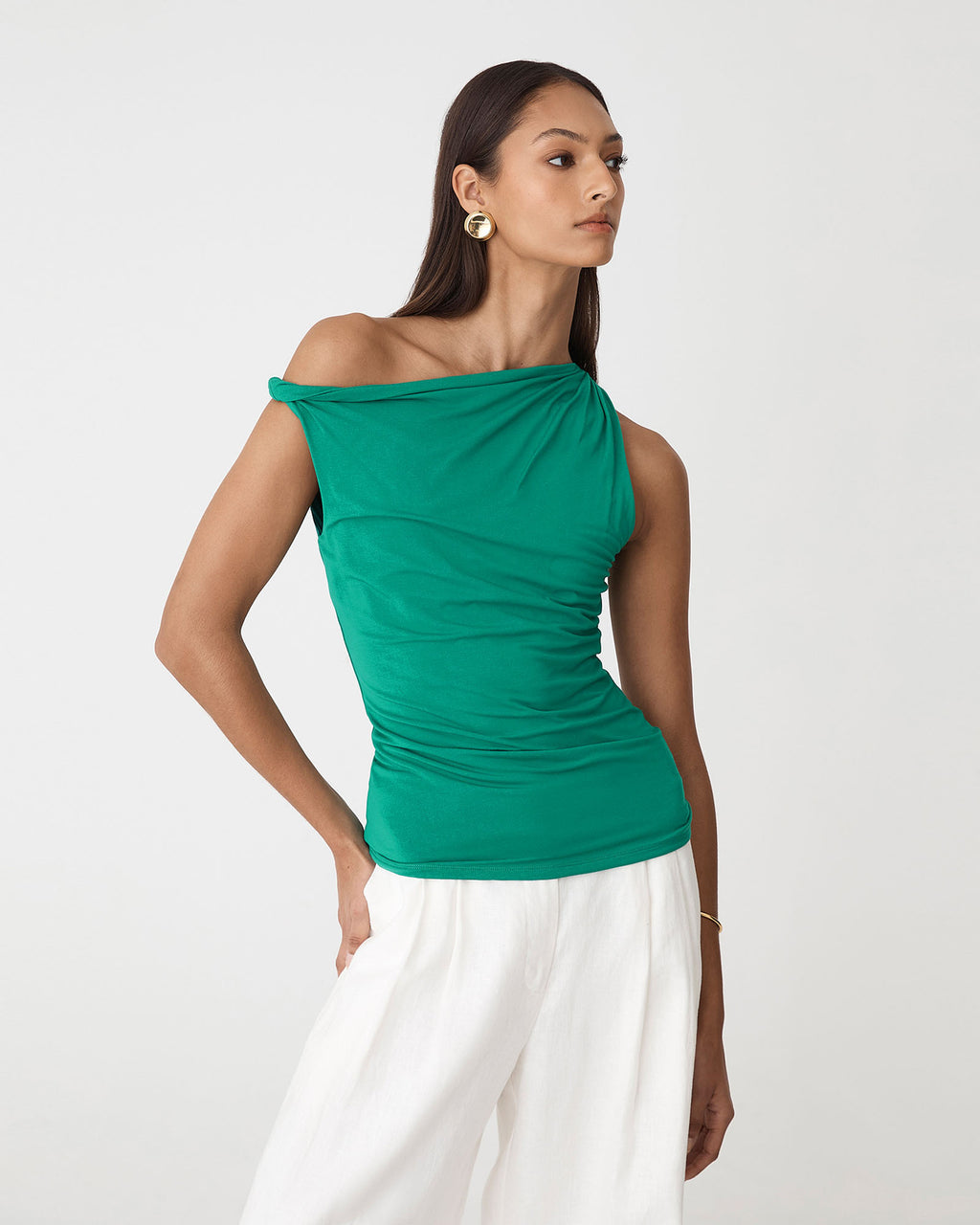 Cici Bamboo Twist Shoulder Top in emerald — side view