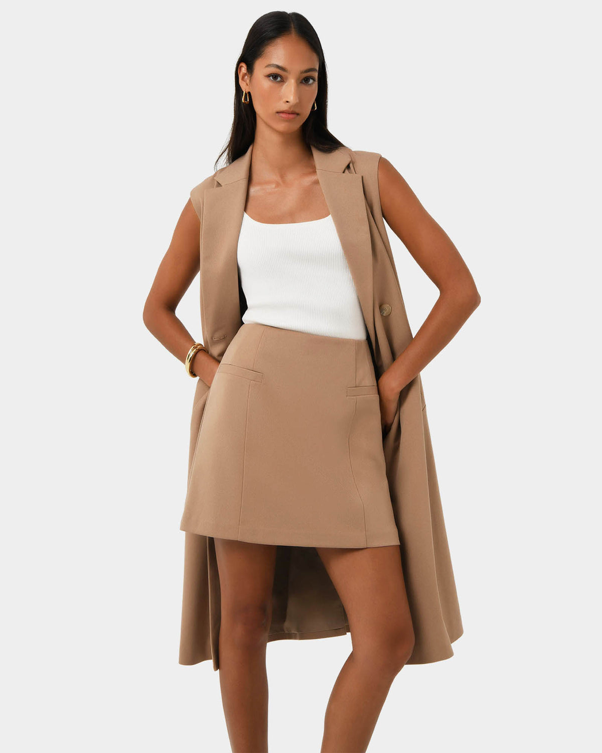 Kiya Longline Sleeveless Vest in latte — close-up view 2