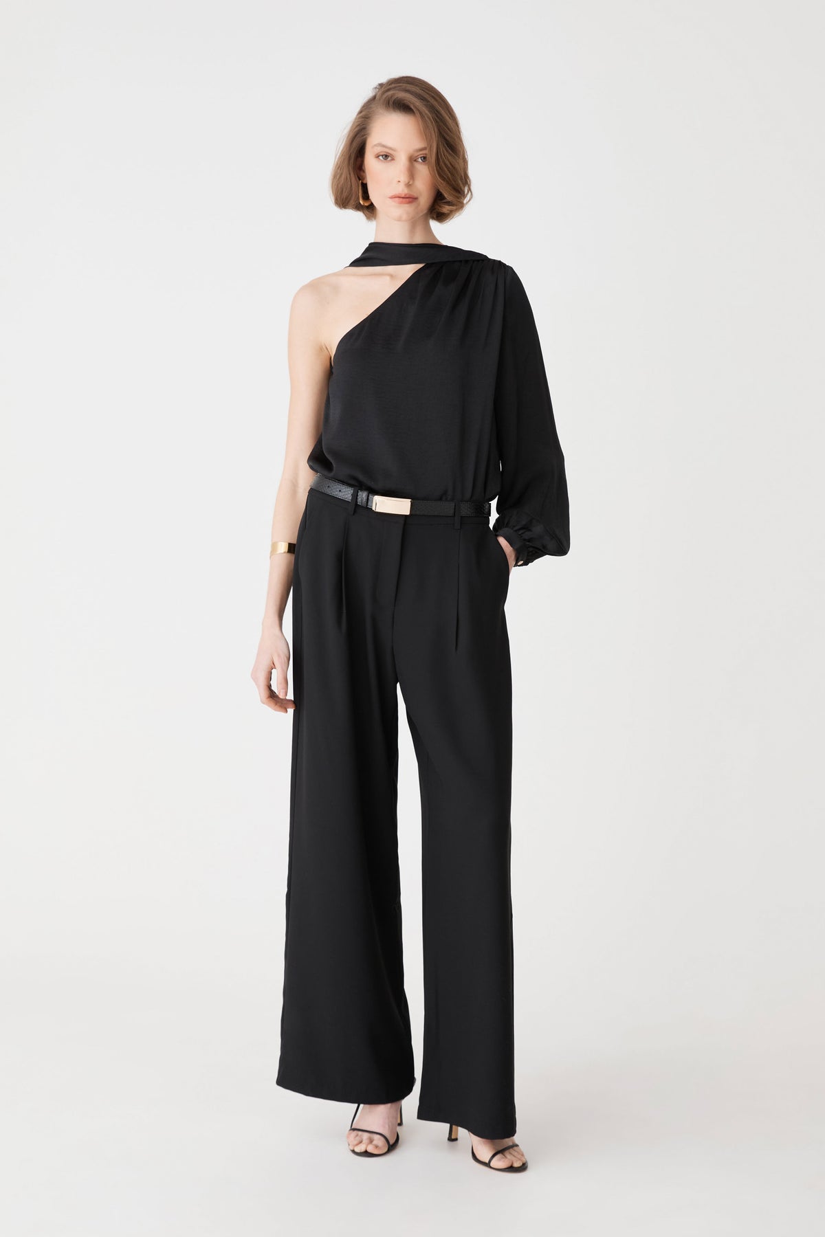 Daphne Pleated Crepe Pants