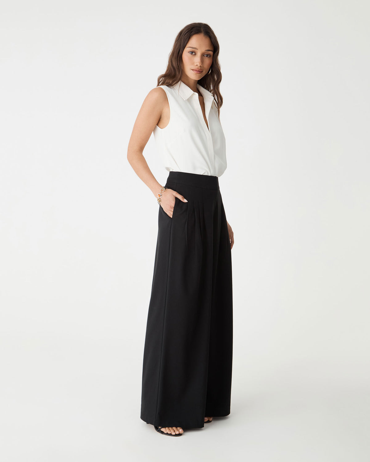 Brooklyn Sleeveless Shirt