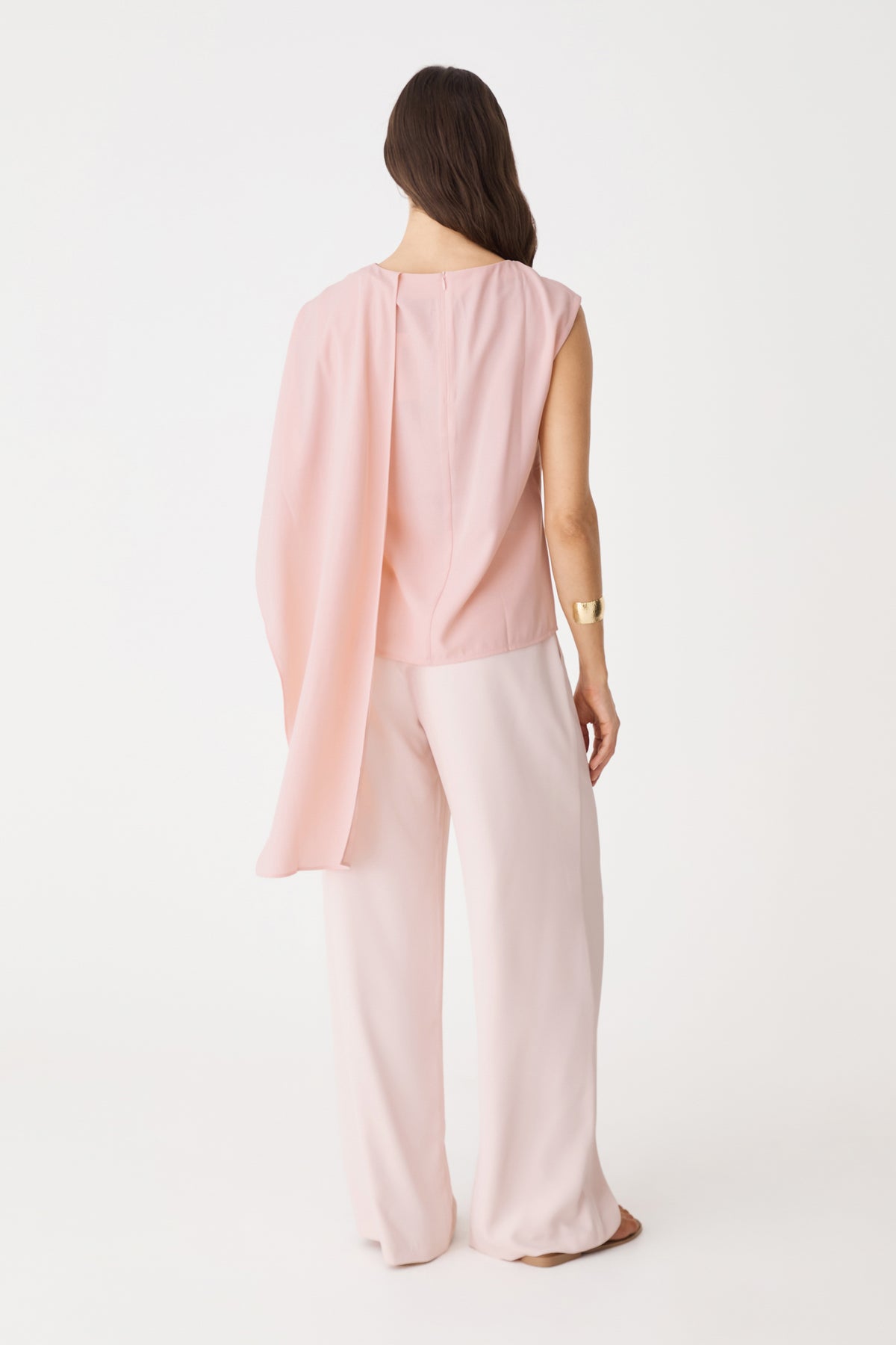 Cecilia Asymmetric Top