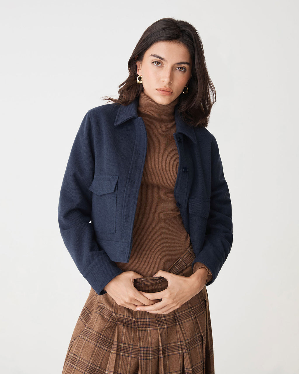 Holland Cropped Jacket in navy — close-up view
