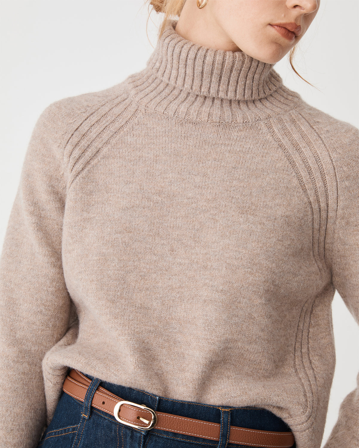 Jada Notch Hem Turtleneck Knit in oat marle — fabric detail