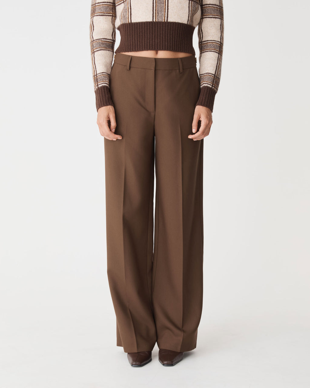 Ash Adjustable Waist Pants in espresso — close-up view