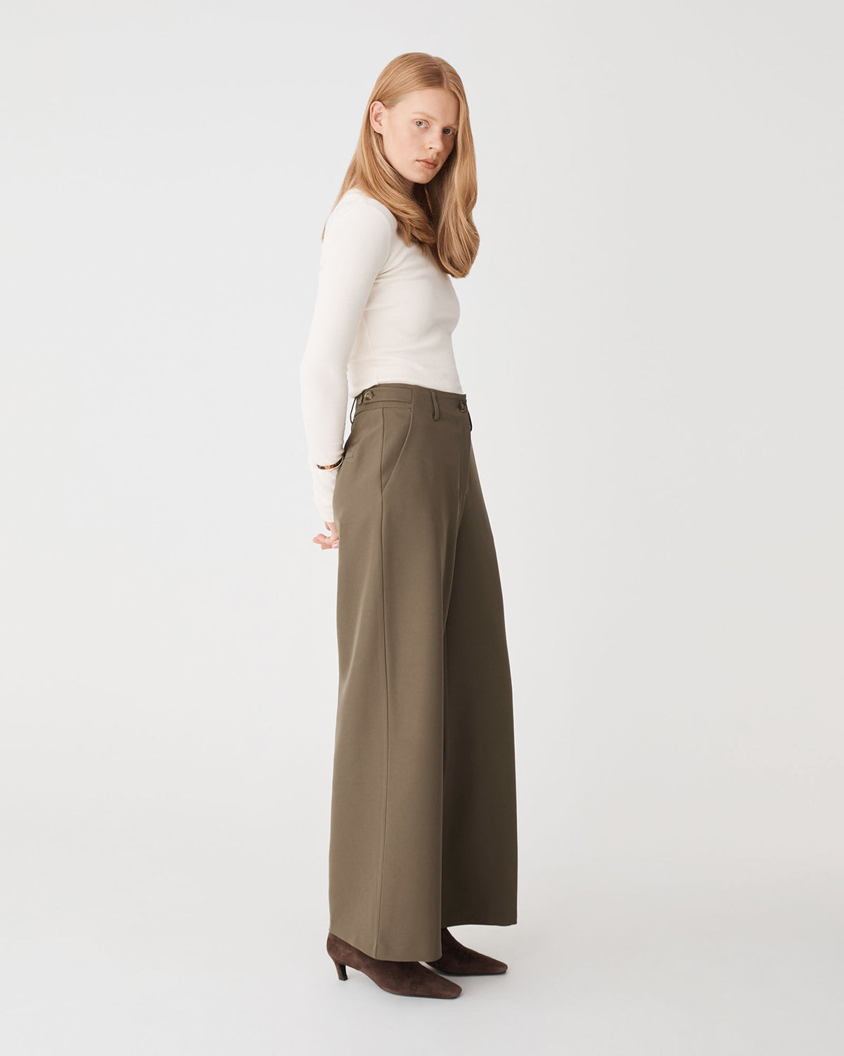 Stevie Adjustable Waist Pants in khaki — view 3