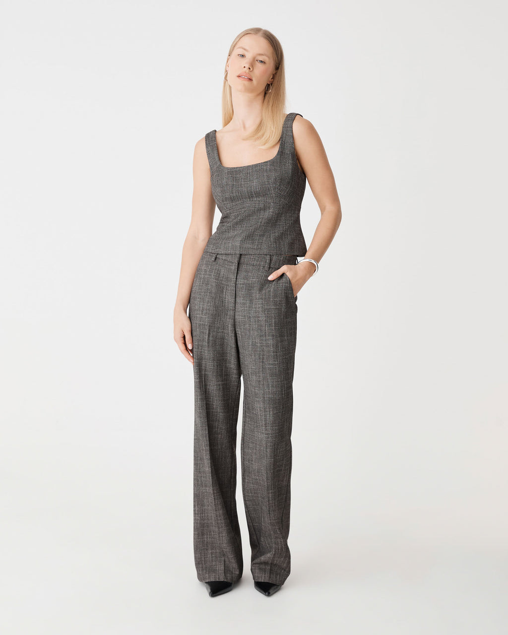 Harper Scoop Neck Top in black melange — full-length view 2