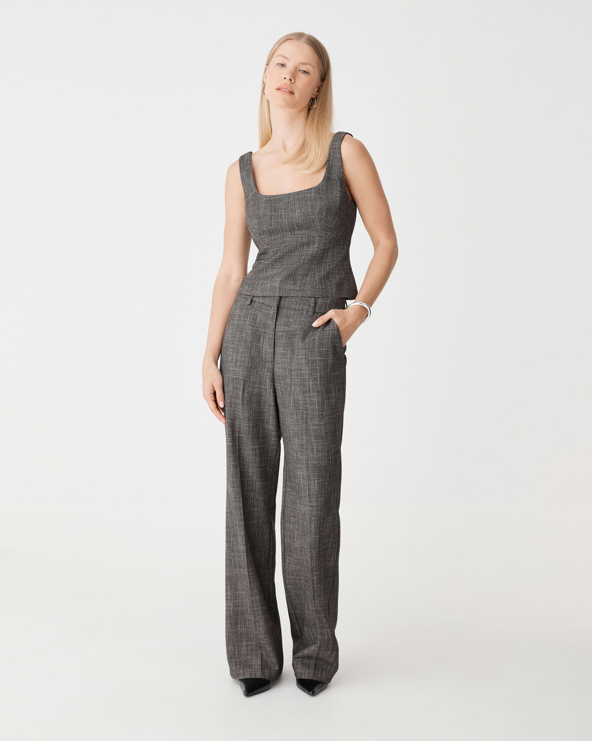 Harper Scoop Neck Top in black melange — full-length view 2