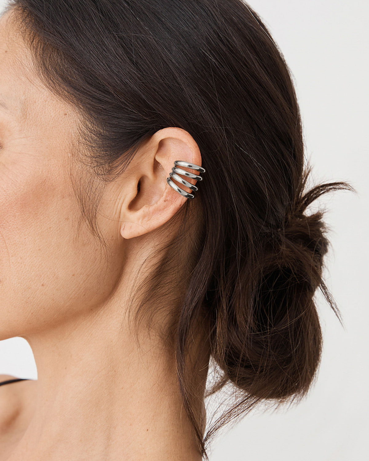 Lia Ear Cuff in silver — fabric detail 2
