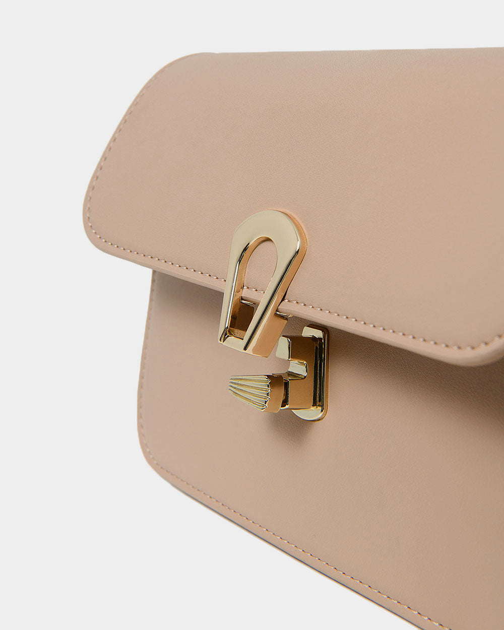 Everlina 2 Strap Bag in nude — fabric detail 2