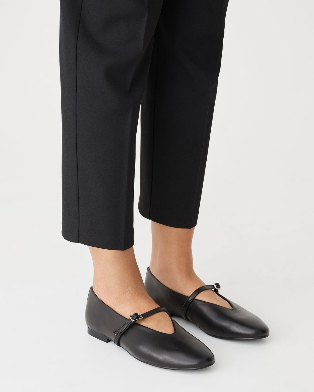 Emma Leather Ballet Flats in black — close-up view